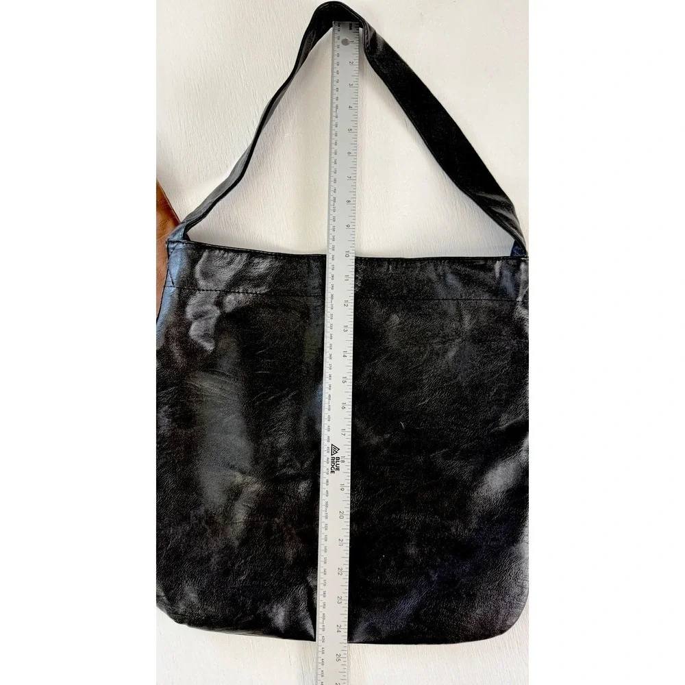 The Unbranded Brand bags are